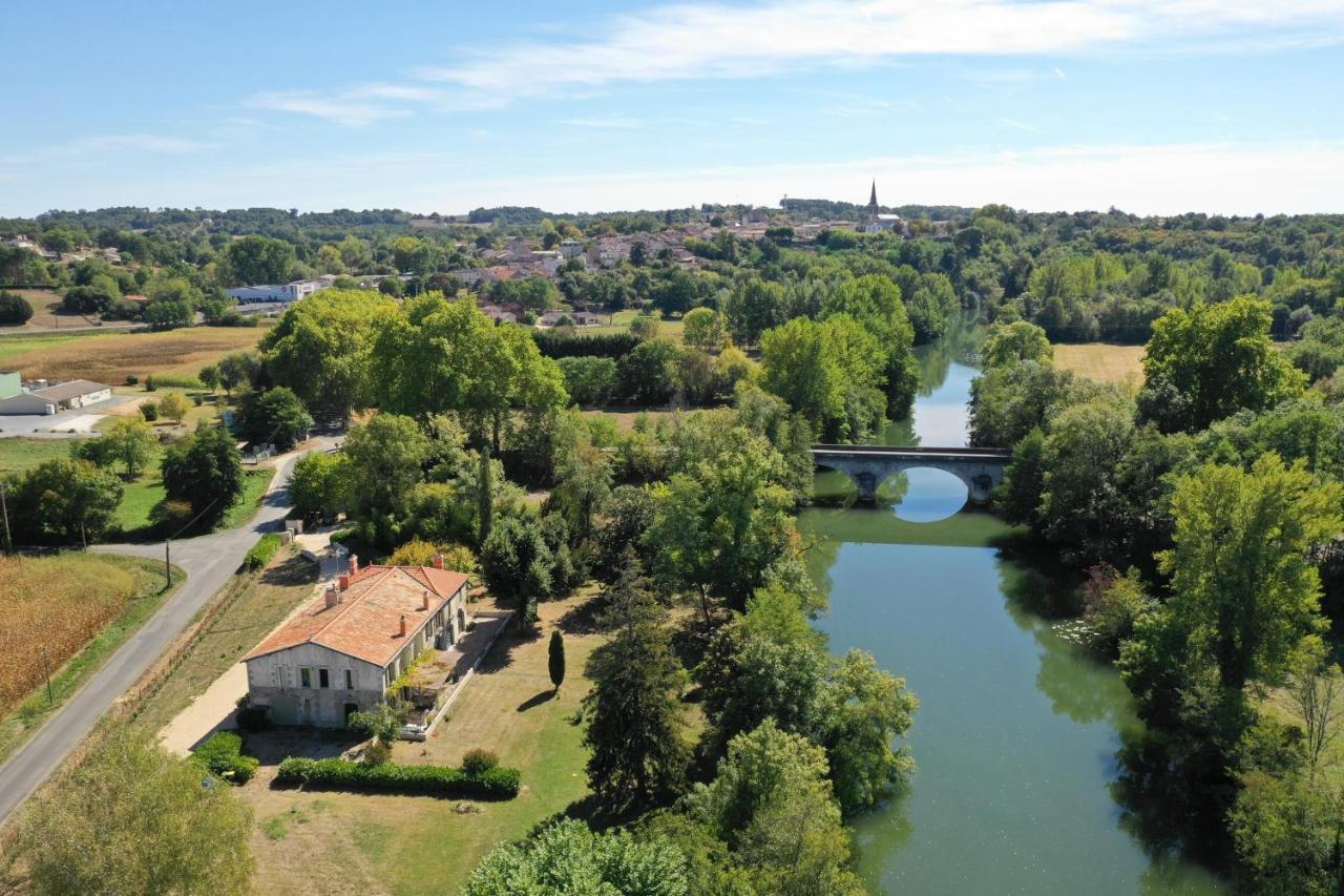 Villa 2 Pas Sages La Roche-Chalais المظهر الخارجي الصورة